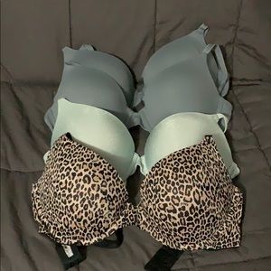 Victoria’s Secret Pink Wear Everywhere Push Up Bra